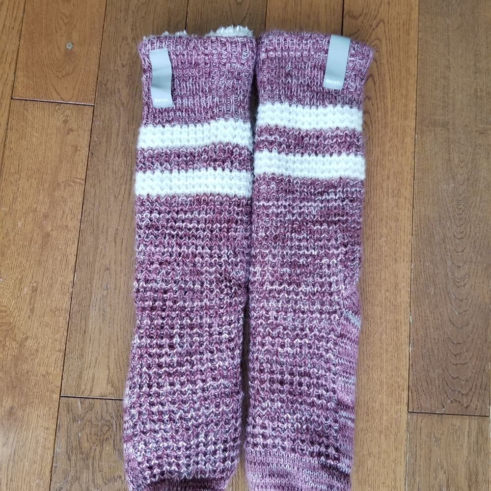 BENCH slippers